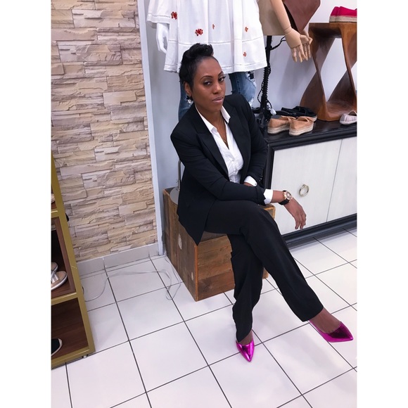 Meet your Posher, Khaliliah - Picture 3 of 3